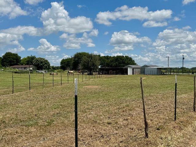 1970 County Road 262, Stephenville, TX 76401