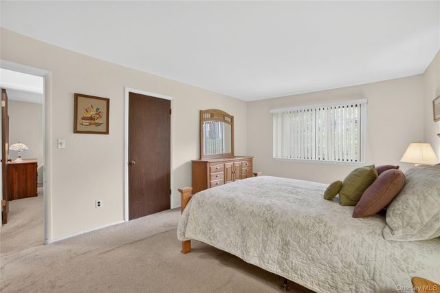 128D Columbia Court D, Yorktown Heights, NY 10598
