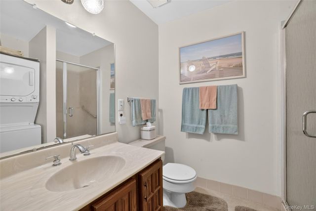 128D Columbia Court D, Yorktown Heights, NY 10598