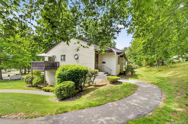 128D Columbia Court D, Yorktown Heights, NY 10598