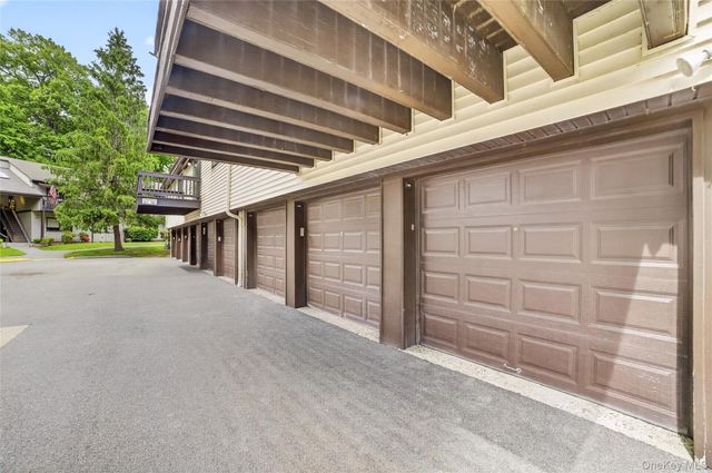128D Columbia Court D, Yorktown Heights, NY 10598