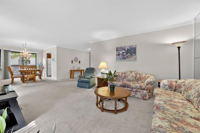 128D Columbia Court D, Yorktown Heights, NY 10598