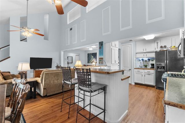 268 Seminole Drive, League City, TX 77565