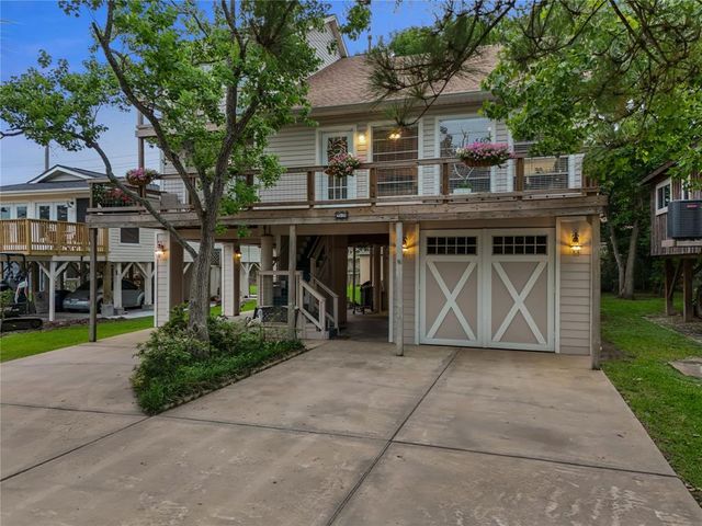 268 Seminole Drive, League City, TX 77565