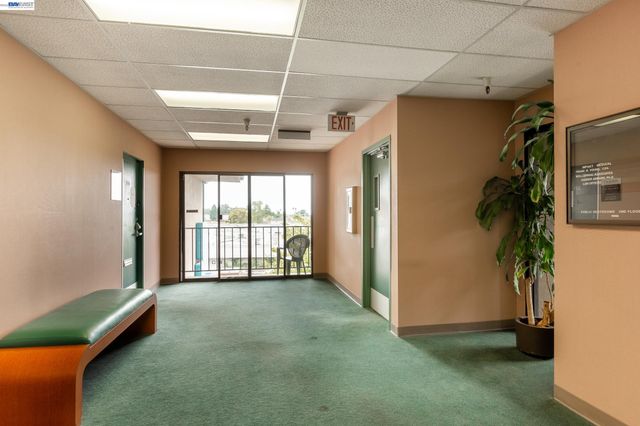 1610 Soquel Ave, Santa Cruz, CA 95062