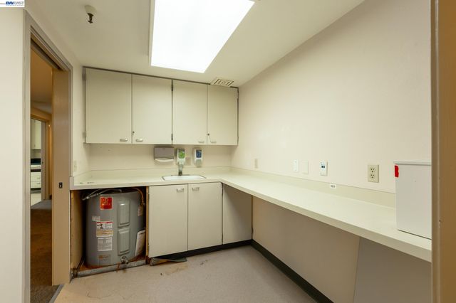 1610 Soquel Ave, Santa Cruz, CA 95062