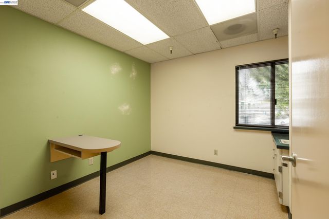 1610 Soquel Ave, Santa Cruz, CA 95062