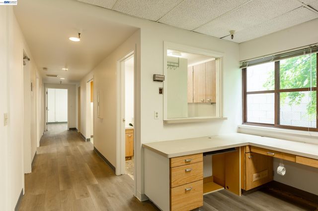 1610 Soquel Ave, Santa Cruz, CA 95062