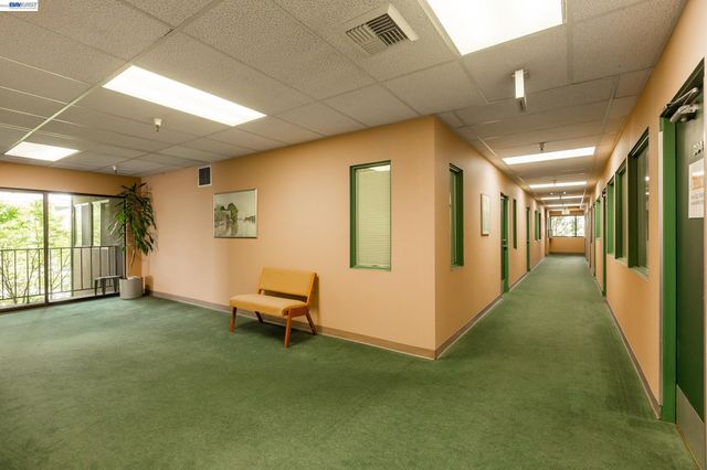 1610 Soquel Ave, Santa Cruz, CA 95062