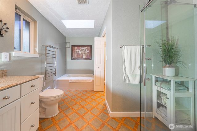 121 N Chinook Drive N, Hoodsport, WA 98548