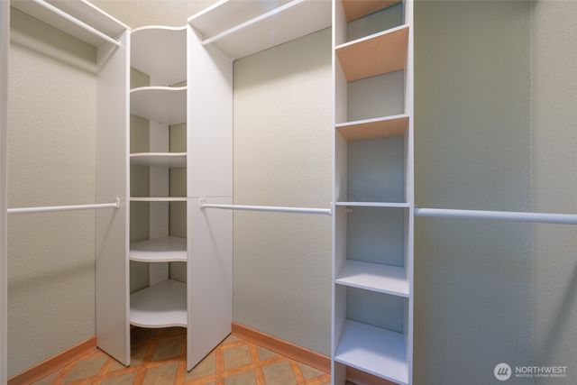 121 N Chinook Drive N, Hoodsport, WA 98548