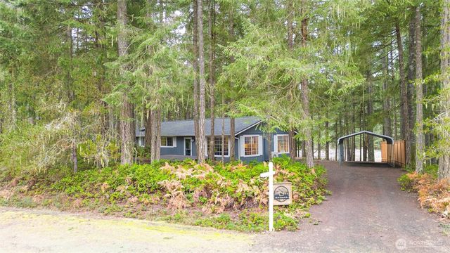 121 N Chinook Drive N, Hoodsport, WA 98548