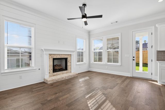 667 River Oaks Lane, Evans, GA 30809