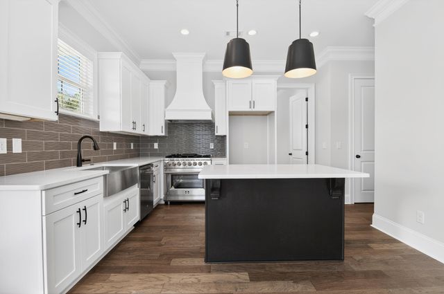 667 River Oaks Lane, Evans, GA 30809