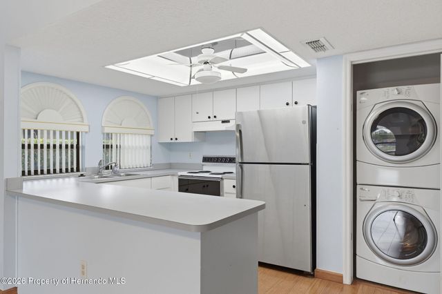 9151 Lingrove Road, Weeki Wachee, FL 34613