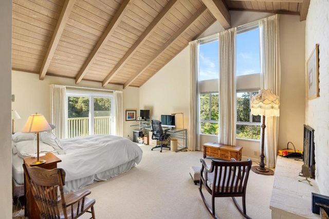 397 Corral De Tierra Road B, Salinas, CA 93908