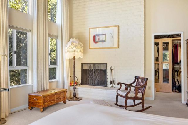 397 Corral De Tierra Road B, Salinas, CA 93908