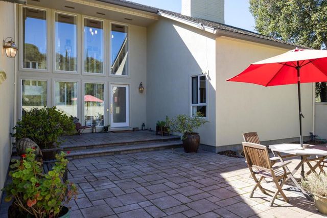 397 Corral De Tierra Road B, Salinas, CA 93908