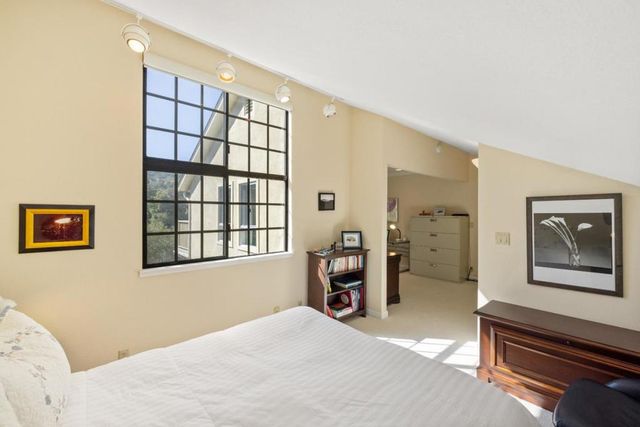 397 Corral De Tierra Road B, Salinas, CA 93908