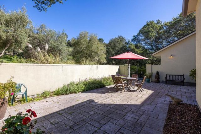 397 Corral De Tierra Road B, Salinas, CA 93908