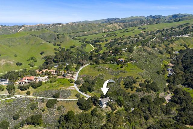 397 Corral De Tierra Road B, Salinas, CA 93908