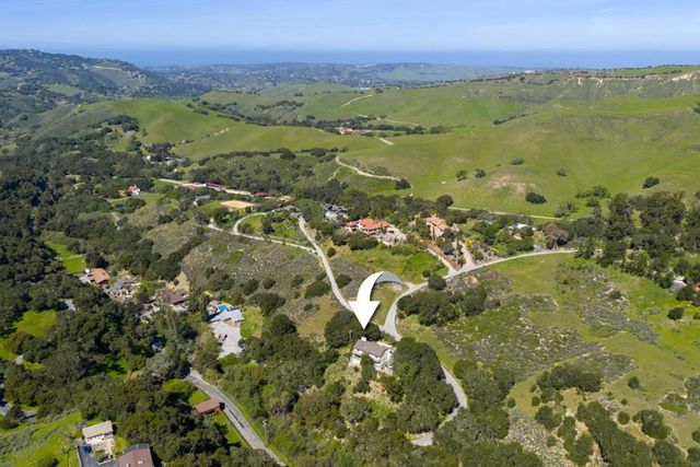 397 Corral De Tierra Road B, Salinas, CA 93908