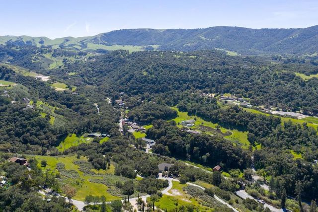 397 Corral De Tierra Road B, Salinas, CA 93908