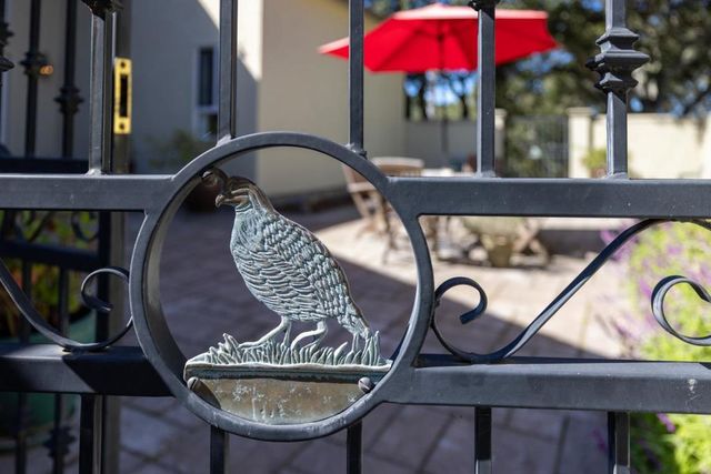 397 Corral De Tierra Road B, Salinas, CA 93908