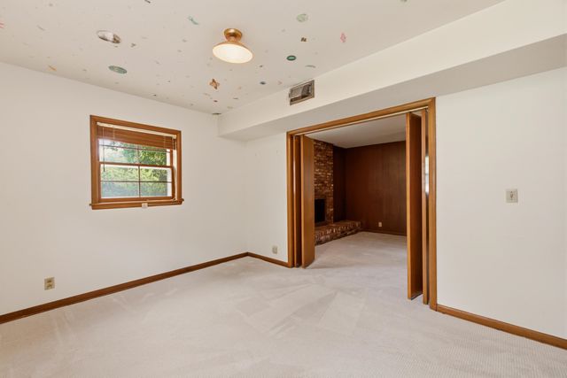 8132 E Morningside St, Wichita, KS 67207