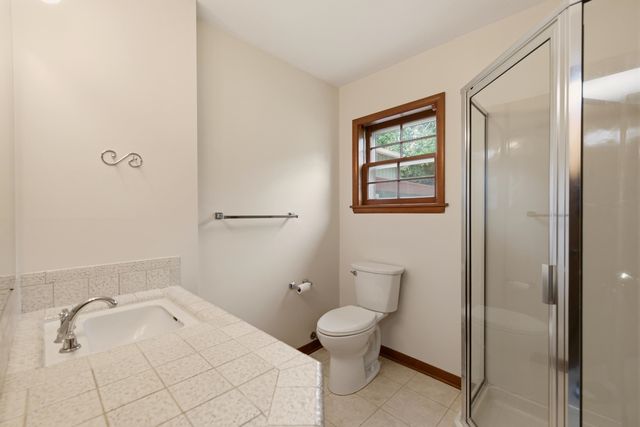 8132 E Morningside St, Wichita, KS 67207