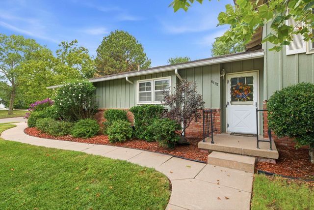 8132 E Morningside St, Wichita, KS 67207