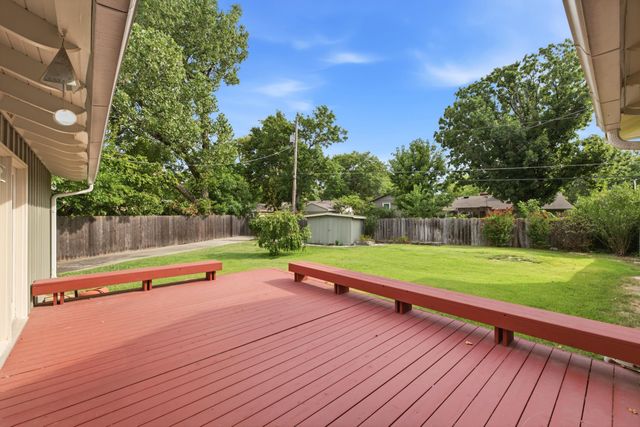 8132 E Morningside St, Wichita, KS 67207