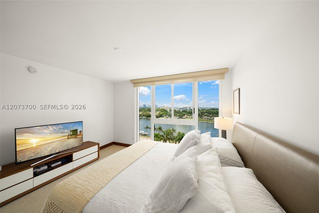 4779 Collins Ave 1005, Miami Beach, FL 33140