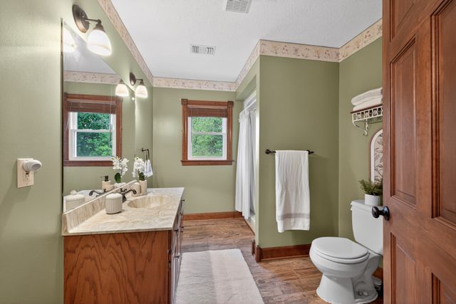 5205 SE Tater Peeler Rd, Lebanon, TN 37090
