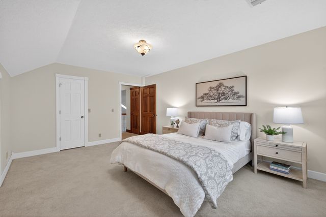 5205 SE Tater Peeler Rd, Lebanon, TN 37090