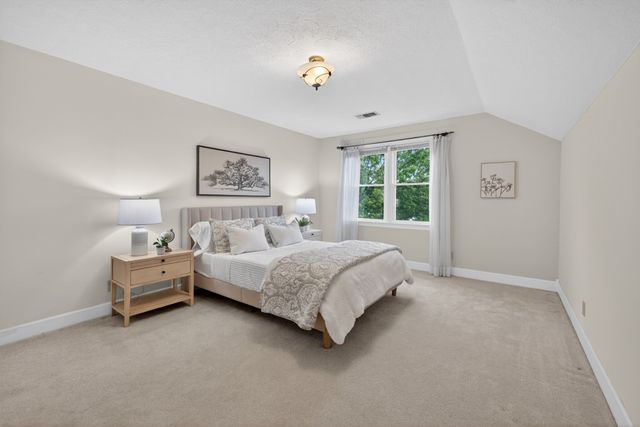 5205 SE Tater Peeler Rd, Lebanon, TN 37090