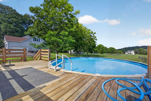 5205 SE Tater Peeler Rd, Lebanon, TN 37090