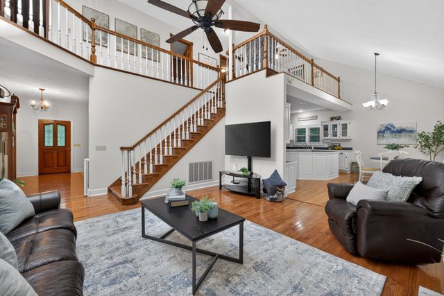 5205 SE Tater Peeler Rd, Lebanon, TN 37090