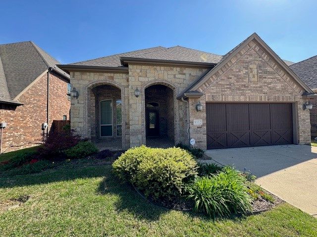 9332 Wood Duck Drive, Fort Worth, TX 76118