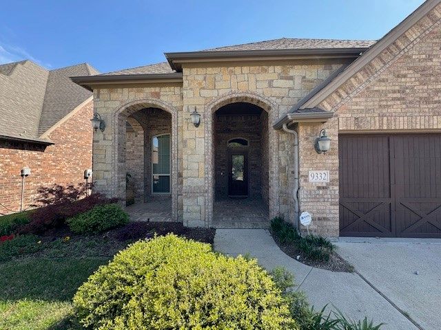 9332 Wood Duck Drive, Fort Worth, TX 76118