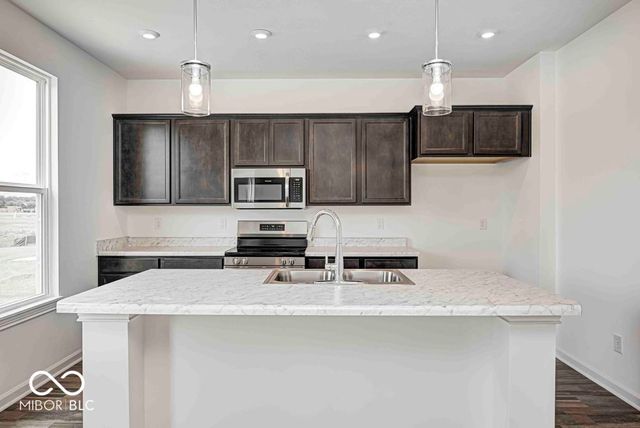 2033 Black Oak Drive, Shelbyville, IN 46176