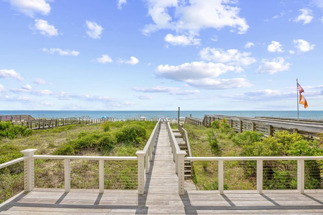 40 Seaview Loop Loop, Pawleys Island, SC 29585