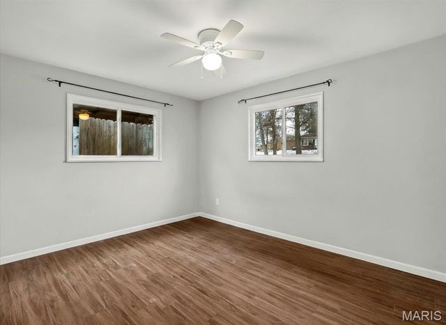 212 Lindy Boulevard, Ballwin, MO 63021