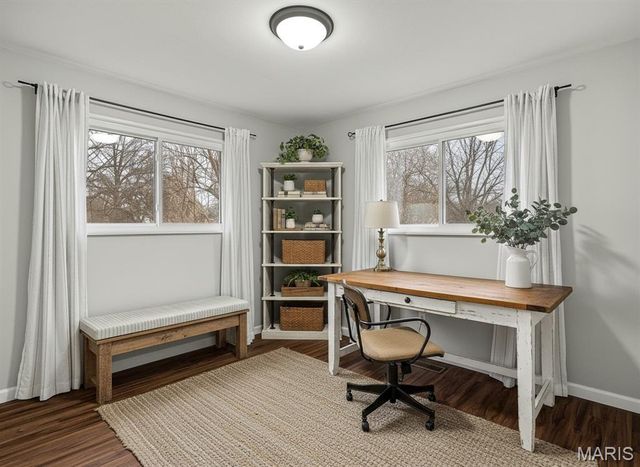 212 Lindy Boulevard, Ballwin, MO 63021