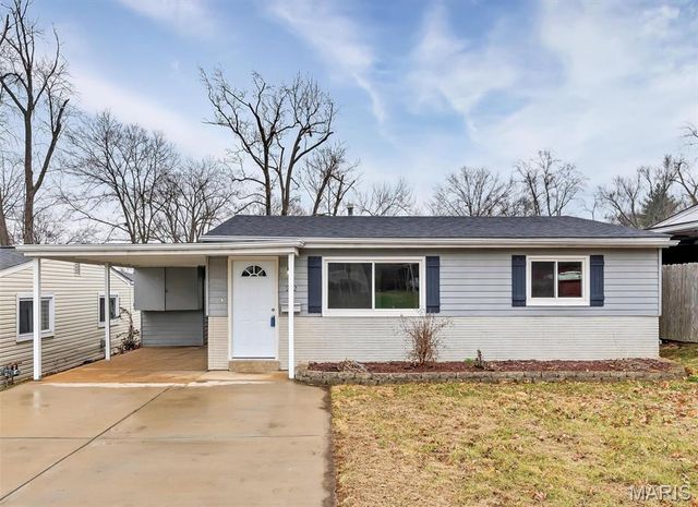 212 Lindy Boulevard, Ballwin, MO 63021