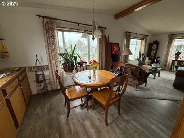 1199 N TERRY St, Eugene, OR 97402