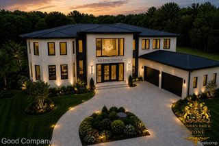 921 Pine Thistle Lane, Bloomfield Hills, MI 48302