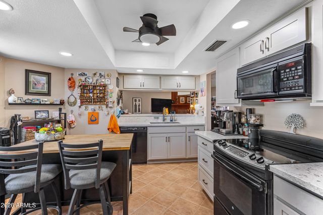 4211 E AHWATUKEE Drive, Phoenix, AZ 85044