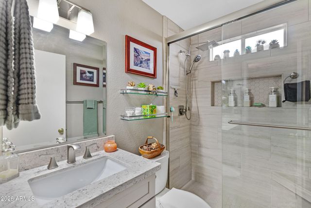 4211 E AHWATUKEE Drive, Phoenix, AZ 85044