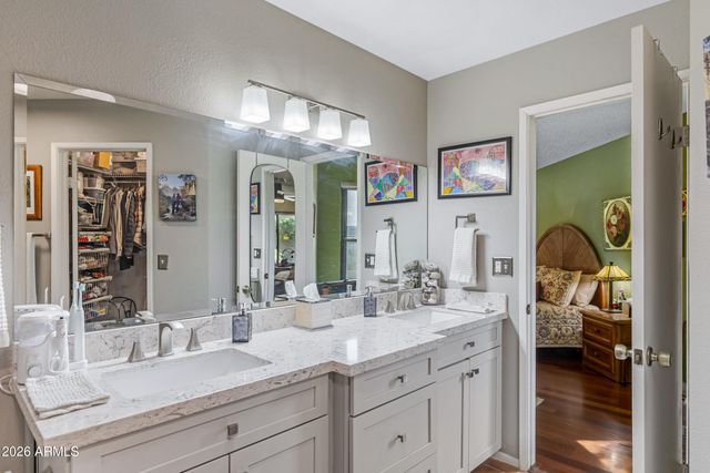 4211 E AHWATUKEE Drive, Phoenix, AZ 85044